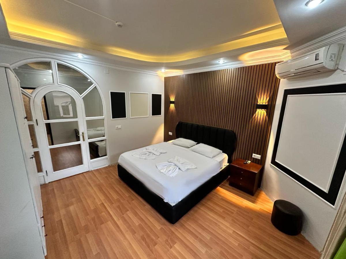 My Metropol Hotel Батуми Экстерьер фото