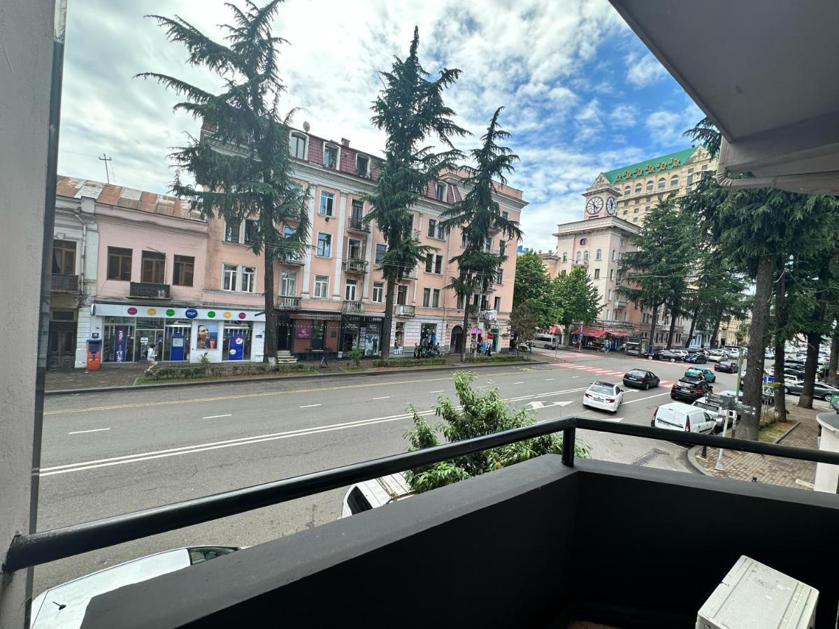 My Metropol Hotel Батуми Экстерьер фото