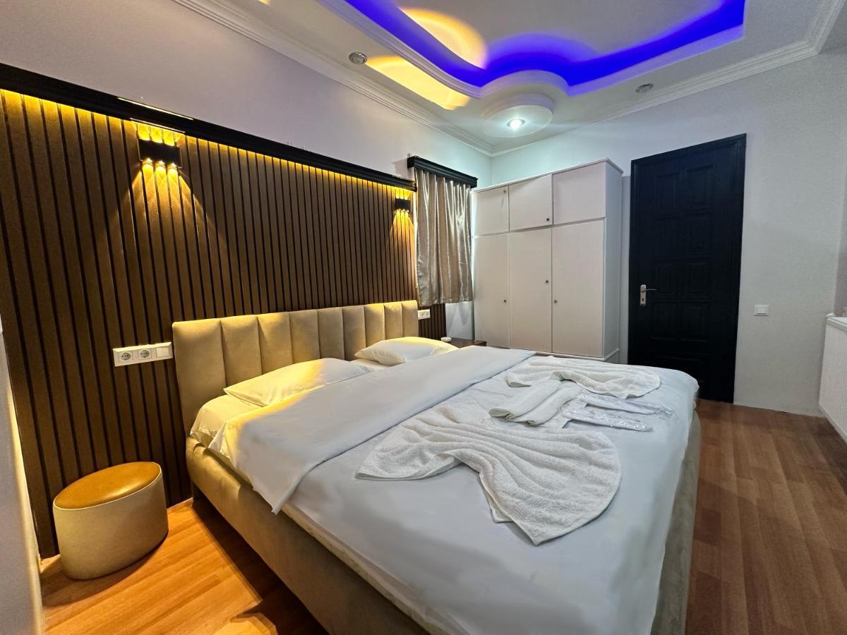 My Metropol Hotel Батуми Экстерьер фото