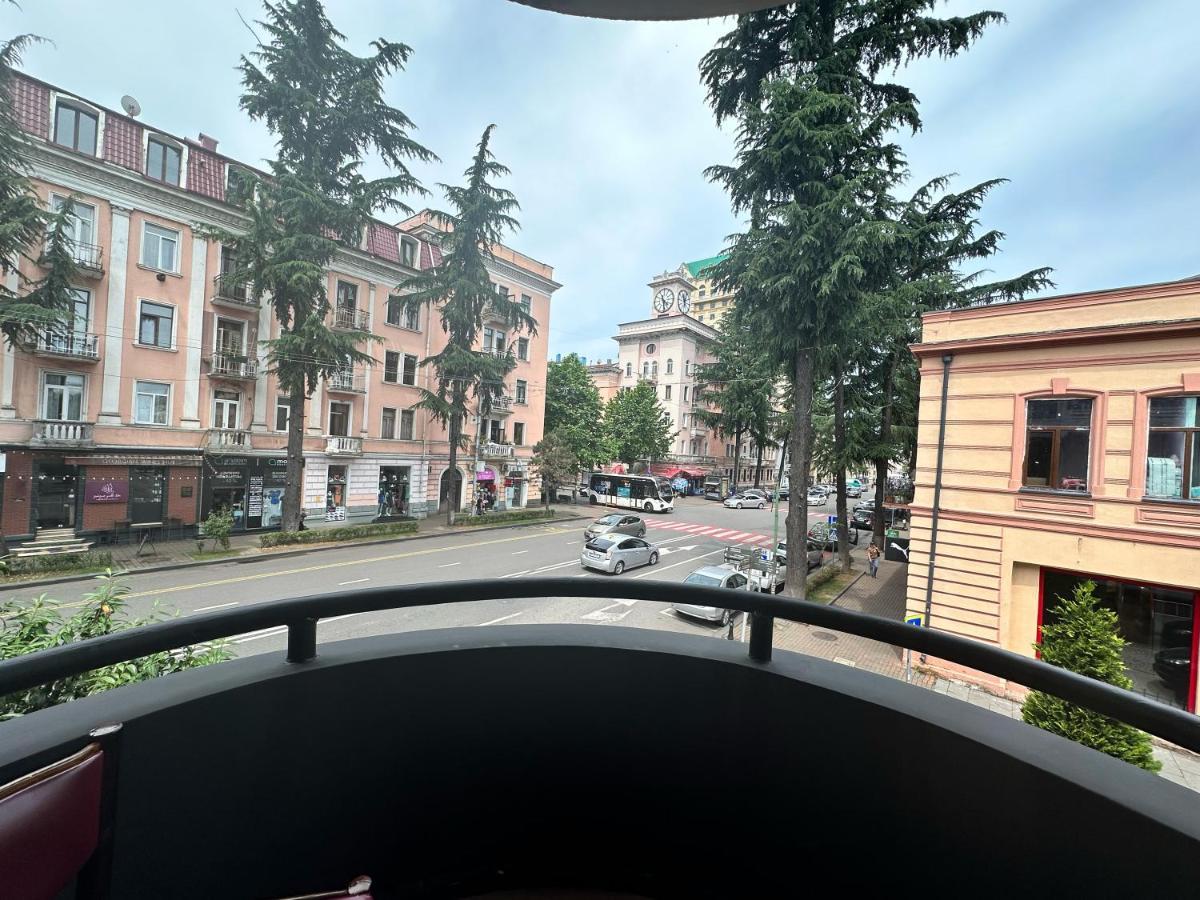 My Metropol Hotel Батуми Экстерьер фото
