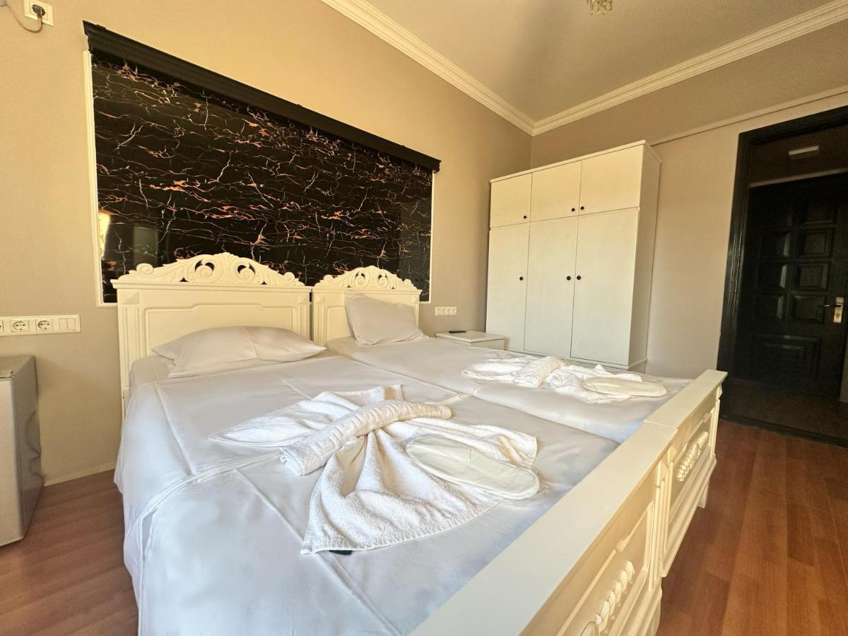 My Metropol Hotel Батуми Экстерьер фото